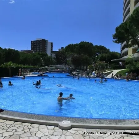 With Pool Appartement *